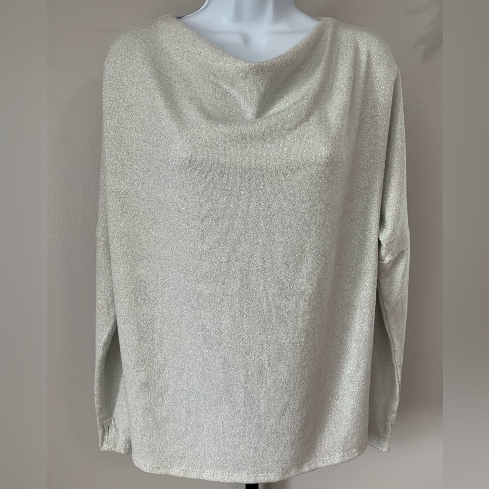 NWT Elan Silver and Gray Long Sleeve Top - Picture 3 of 16
